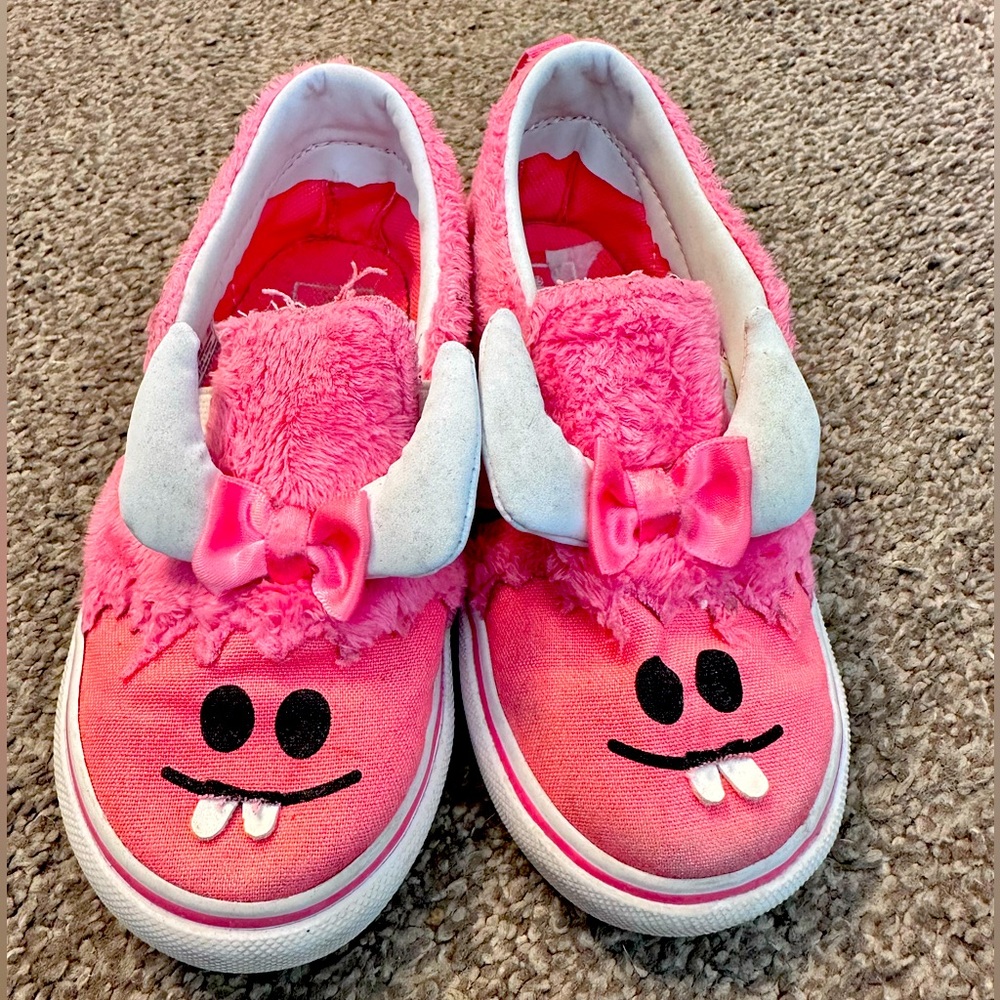 Pink monster Vans girls size 9.5 slip on